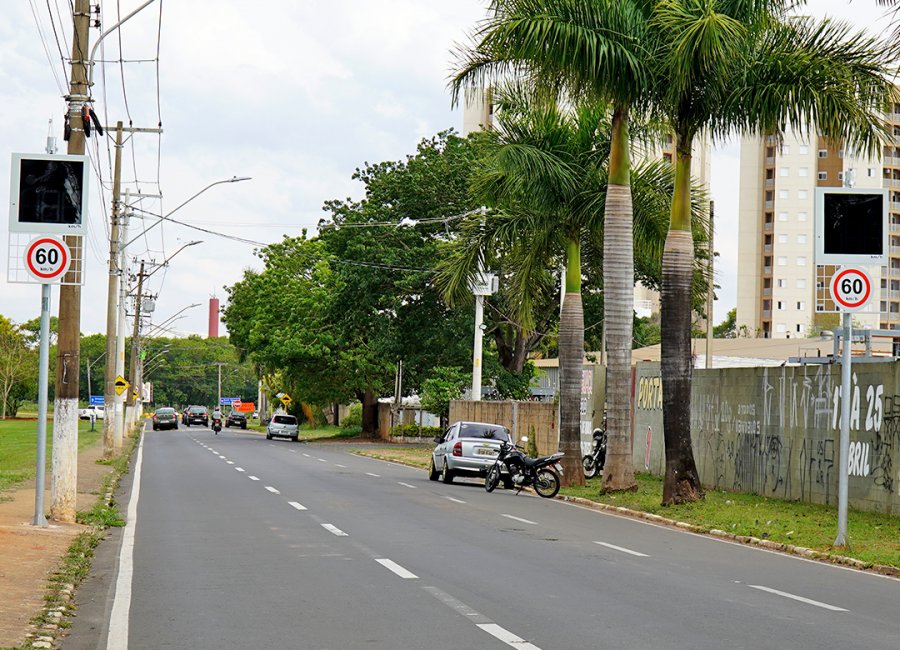 Lombada eletrônica começa a ser testada na Avenida Tancredo Neves nesta sexta-feira, 7 de outubro