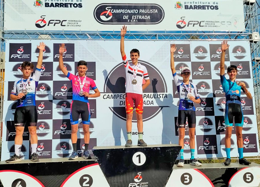 Atletas de Mogi Guaçu conquistam medalhas de ouro e prata no Campeonato Paulista de Ciclismo  