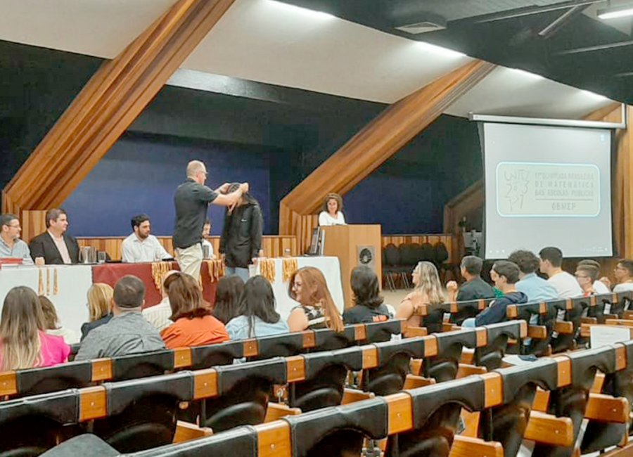 OBMEP: Alunos da rede pública de Mogi Guaçu recebem medalhas na Unicamp  