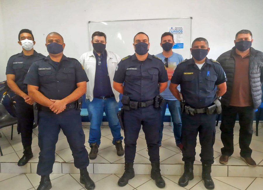 GCM de Mogi Guaçu recebe visita da Guarda Civil de Guaxupé