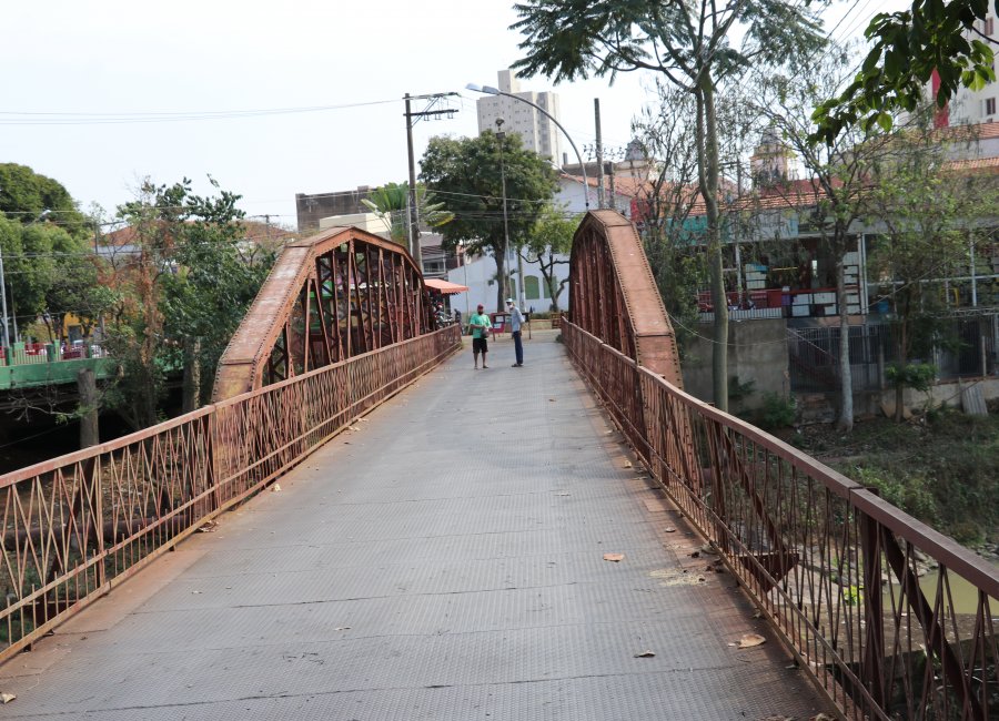 Ponte de pedestres será revitalizada sem custo ao município