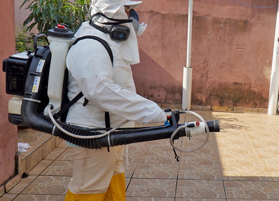 Vigilância Ambiental realiza nebulização em bairros com maior número de casos de dengue no município