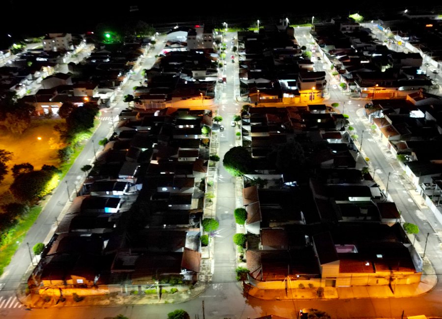 Cidade Iluminada: Jardim Igaçaba é mais um bairro do município que recebe iluminação em LED