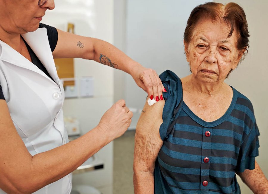 Proteção em dia: mais de 500 pessoas se vacinam contra a gripe no Dia D
