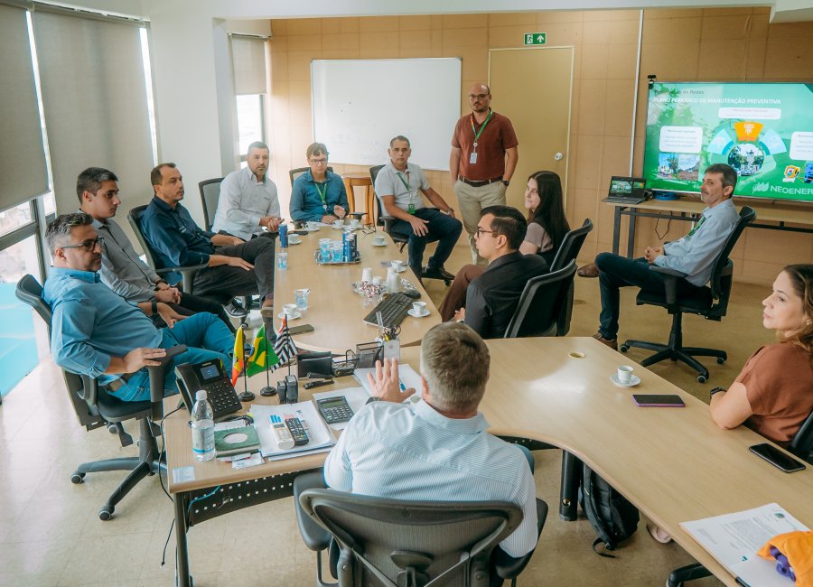 Prefeito intermedia reunião entre empresários e Neoenergia por conta de oscilação na rede