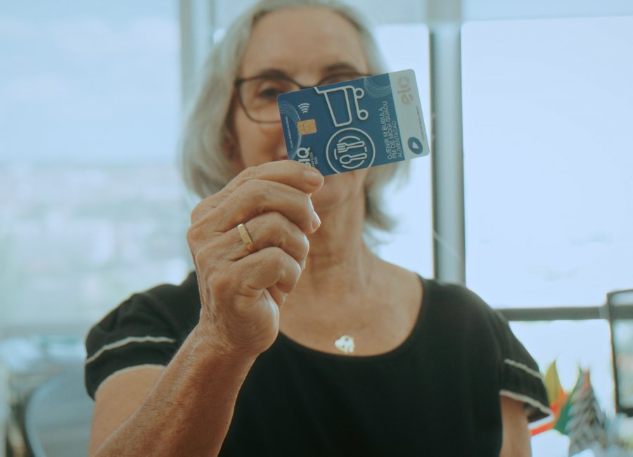 15 de dezembro: servidores recebem cartão e instruções do Vale-Alimentação