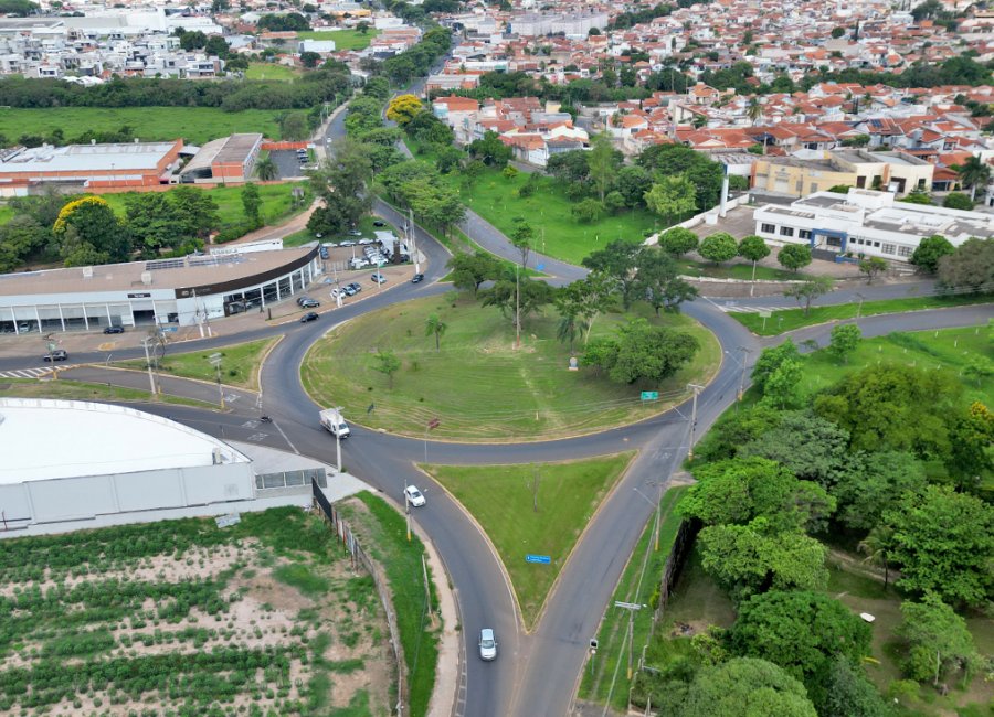 Faixa da Avenida Prefeito Nico Lanzi será interditada para obras de drenagem