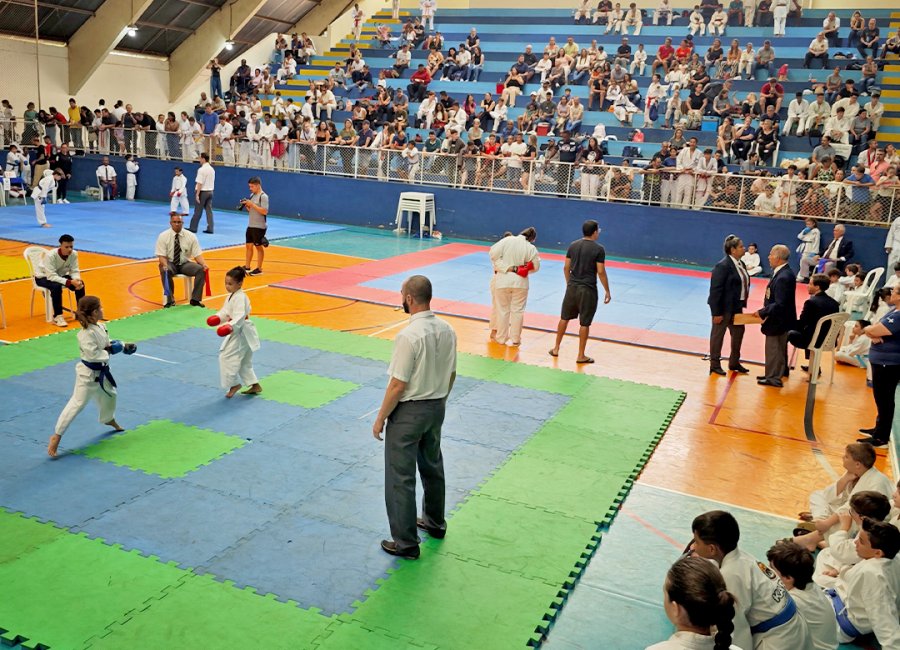 Mogi Guaçu sedia 7ª Copa de Karatê com 400 atletas e disputas de alto nível no Circuito Regional