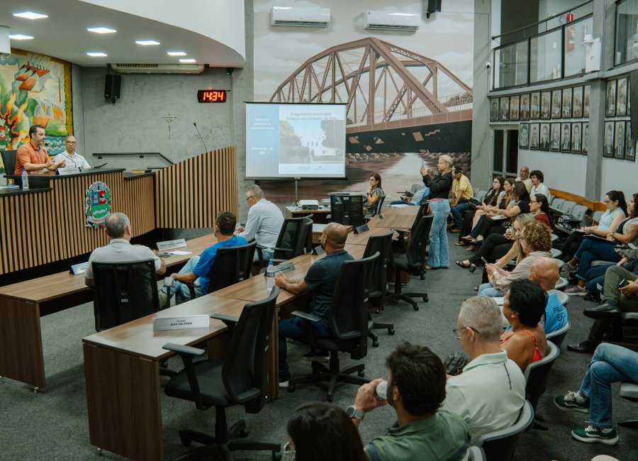 Reunião na Câmara inicia pré-fóruns sobre Pessoas em Situação de Rua