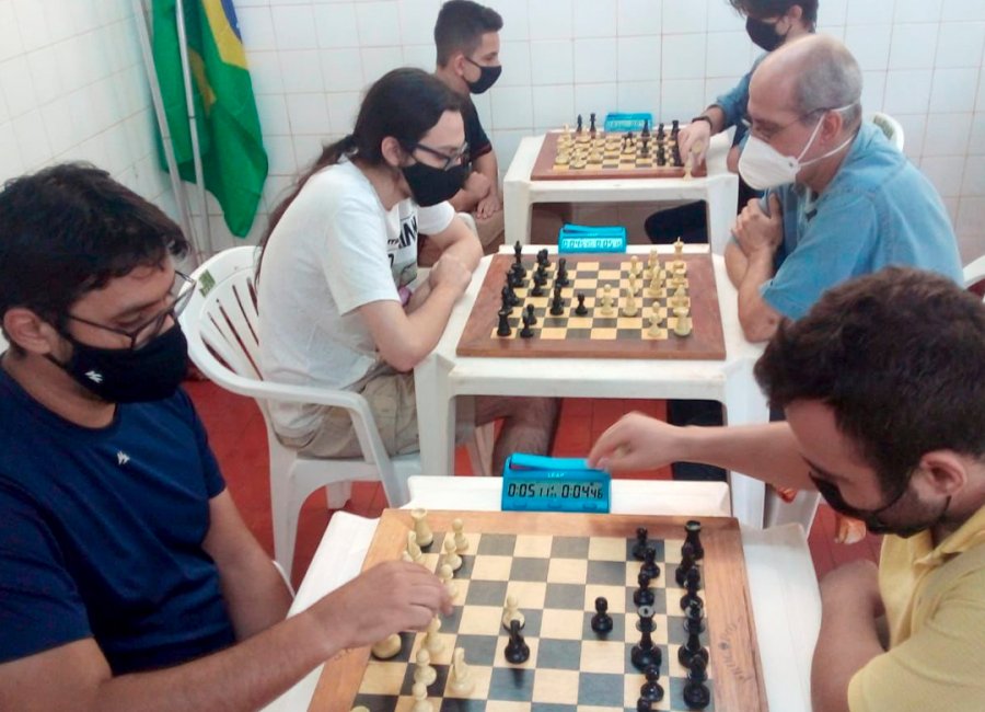 Alunos participam do Torneio de Xadrez do Etapa 2023