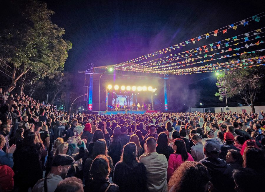 Arraial Guaçu leva música e diversão a milhares de pessoas em 3 dias de festa