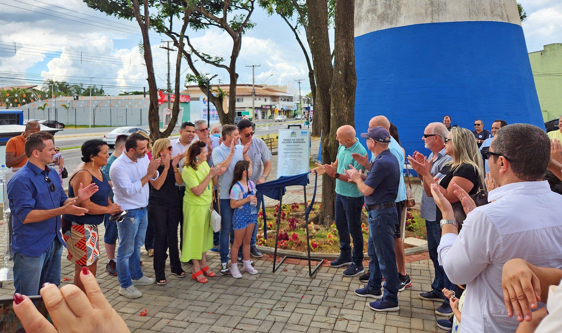 Prefeito em exercício inaugura Praça Arlindo Marquesi