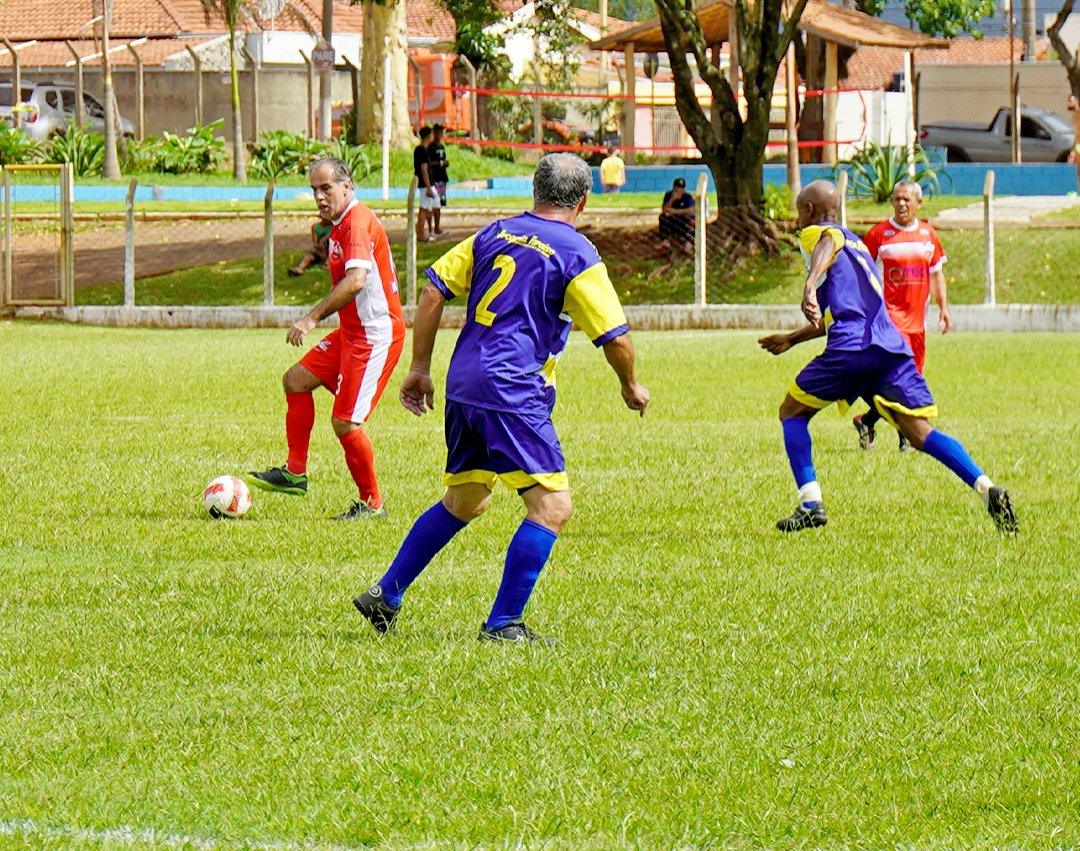 Paulista estreia com vitória na abertura do 4º Campeonato de Futebol Sessentão