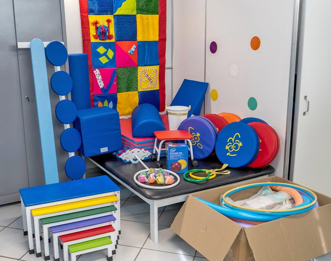 Setor de Fisioterapia do Centro de Especialidades recebe doação de novos equipamentos