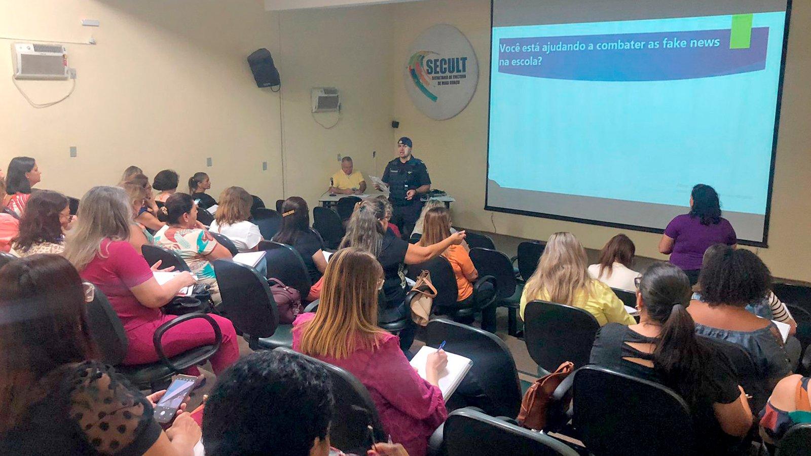 GCM promove palestra de orientação para diretores da rede de ensino sobre segurança