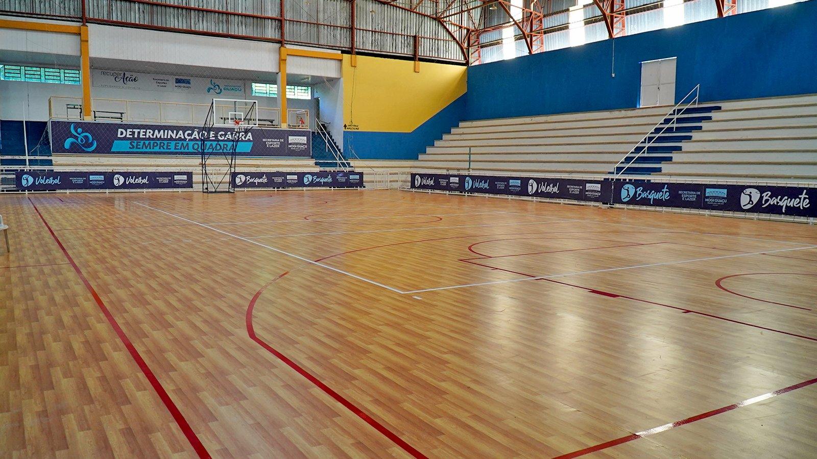 Reforma da quadra do Ginásio Poliesportivo Jornalista Ari Marchiori é concluída