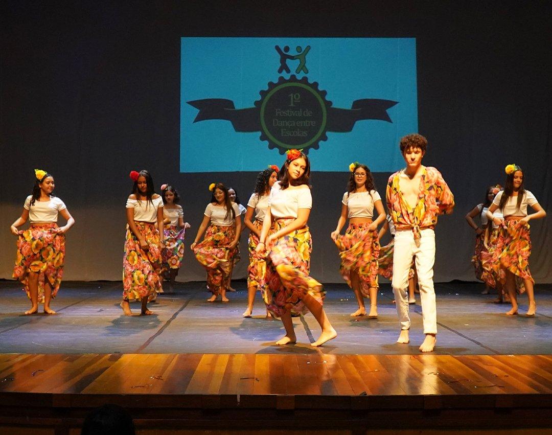 Cultura e Educação promovem 1° Festival de Danças entre Escolas