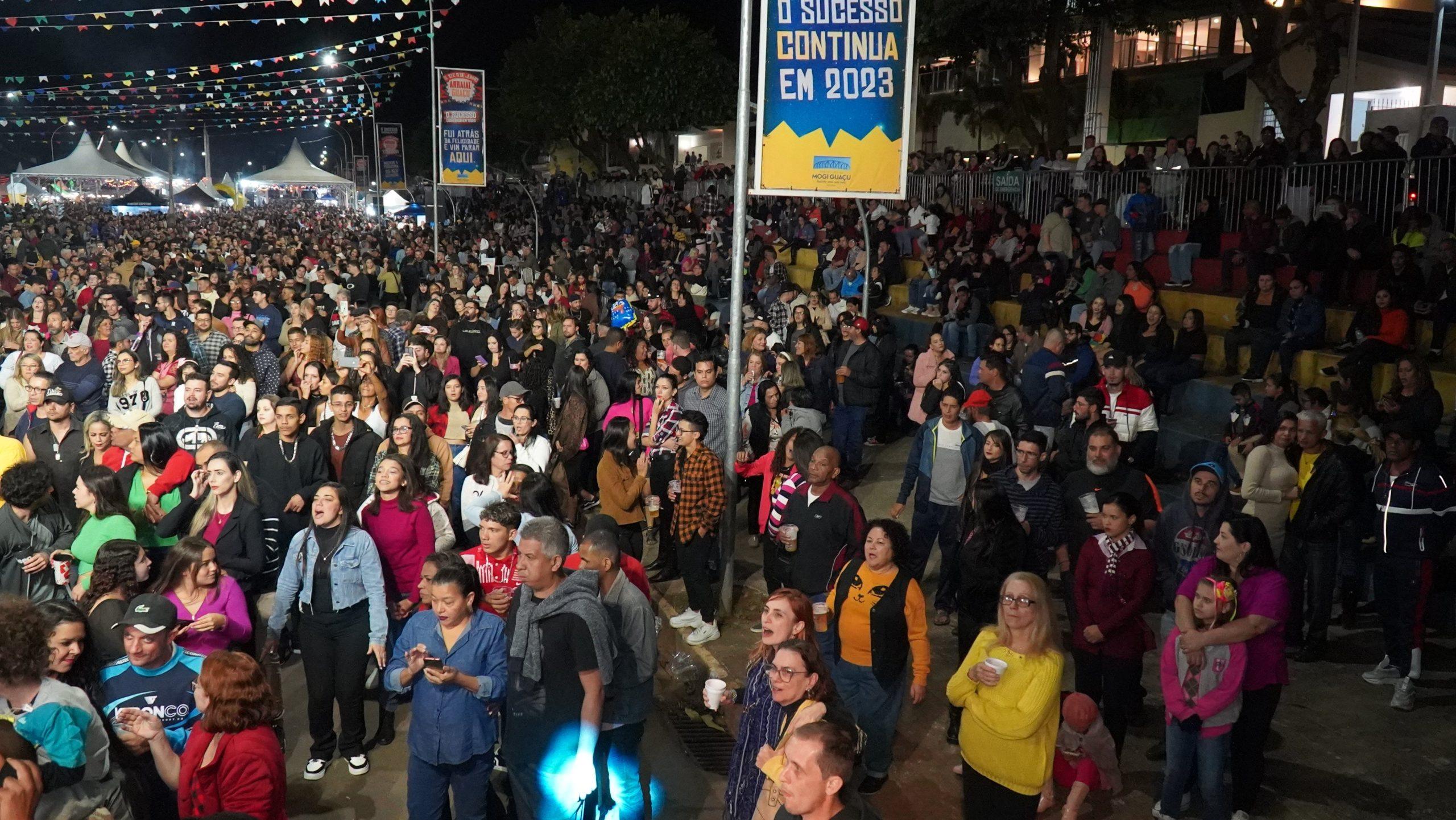 Arraial Guaçu repete sucesso da estreia e leva milhares de pessoas à Avenida dos Trabalhadores