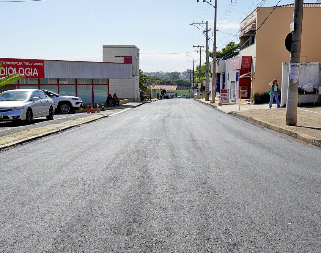 Recapeamento atinge 8,5 km de ruas e avenidas da cidade
