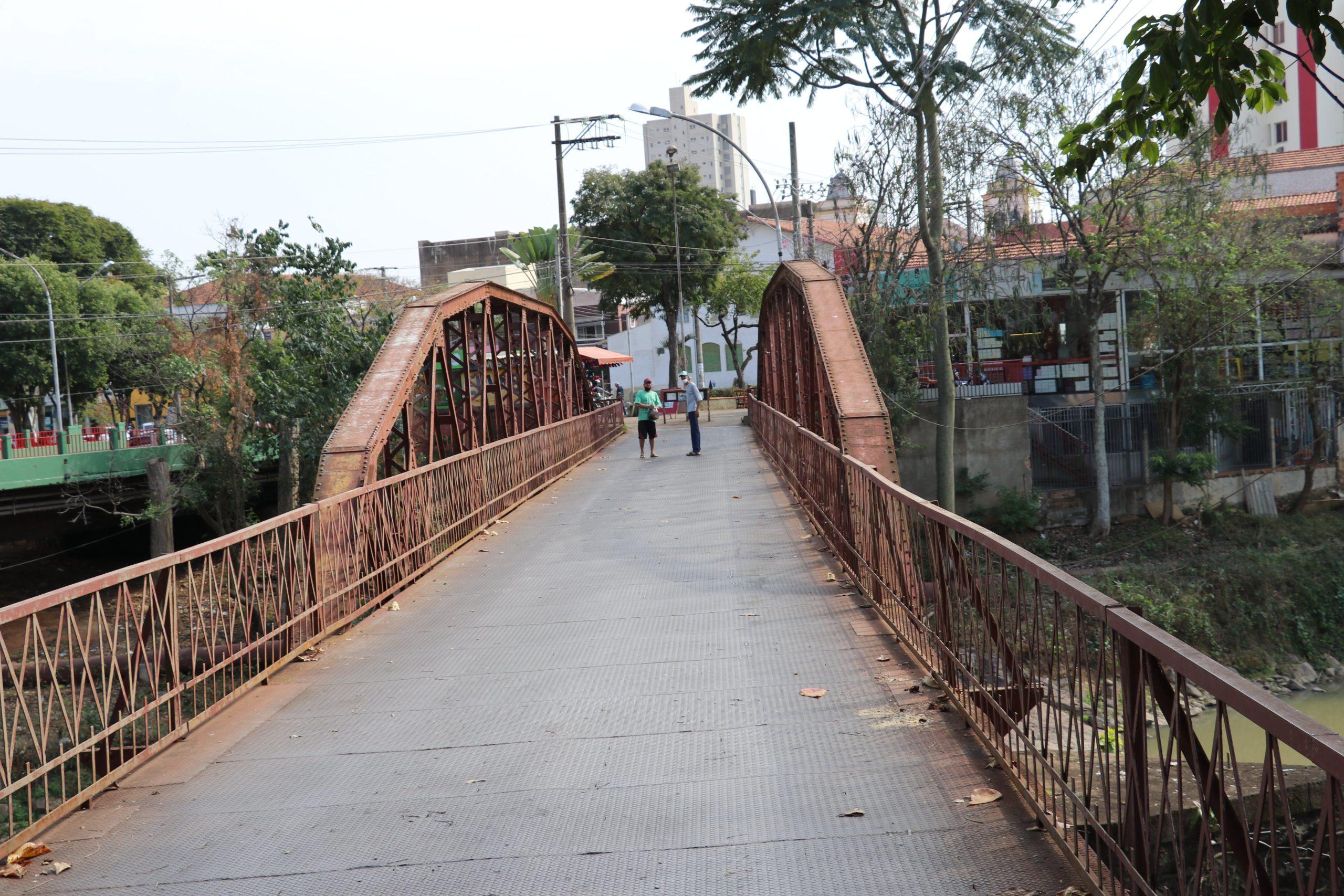Ponte de pedestres será revitalizada sem custo ao município