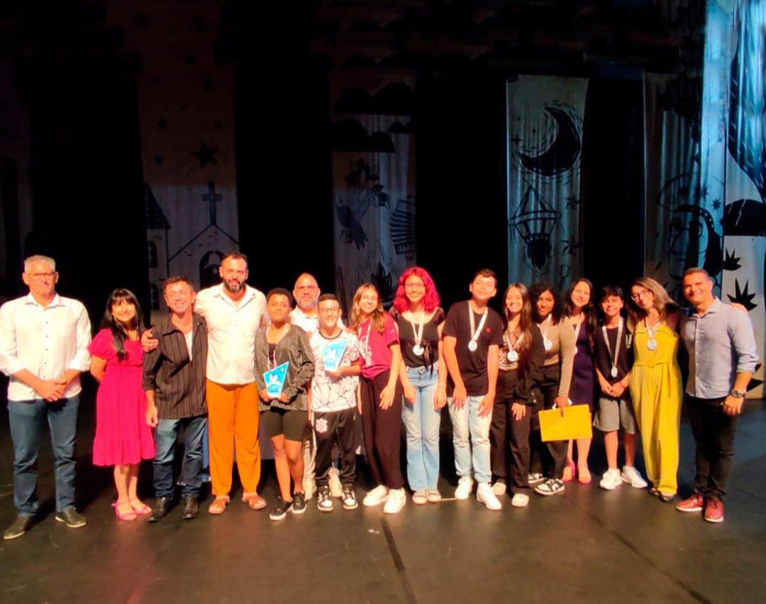 Destaques do 38º Festival de Teatro do Estudante Guaçuano são premiados