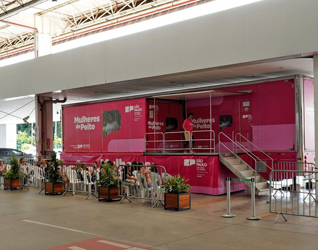 Carreta da Mamografia inicia atendimento no Shopping Boulevard