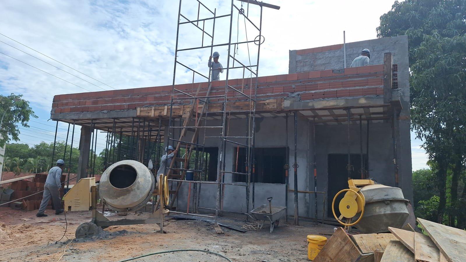 Obra da nova Base Comunitária de Segurança das Chácaras Alvorada está com 55% dos serviços concluídos