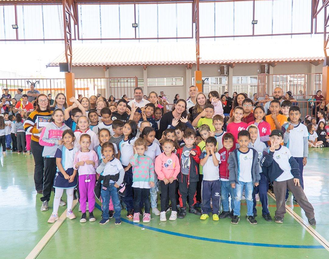 445 estudantes da EMEB do Ypê Amarelo concluem participação no projeto Lixo tem lugar certo