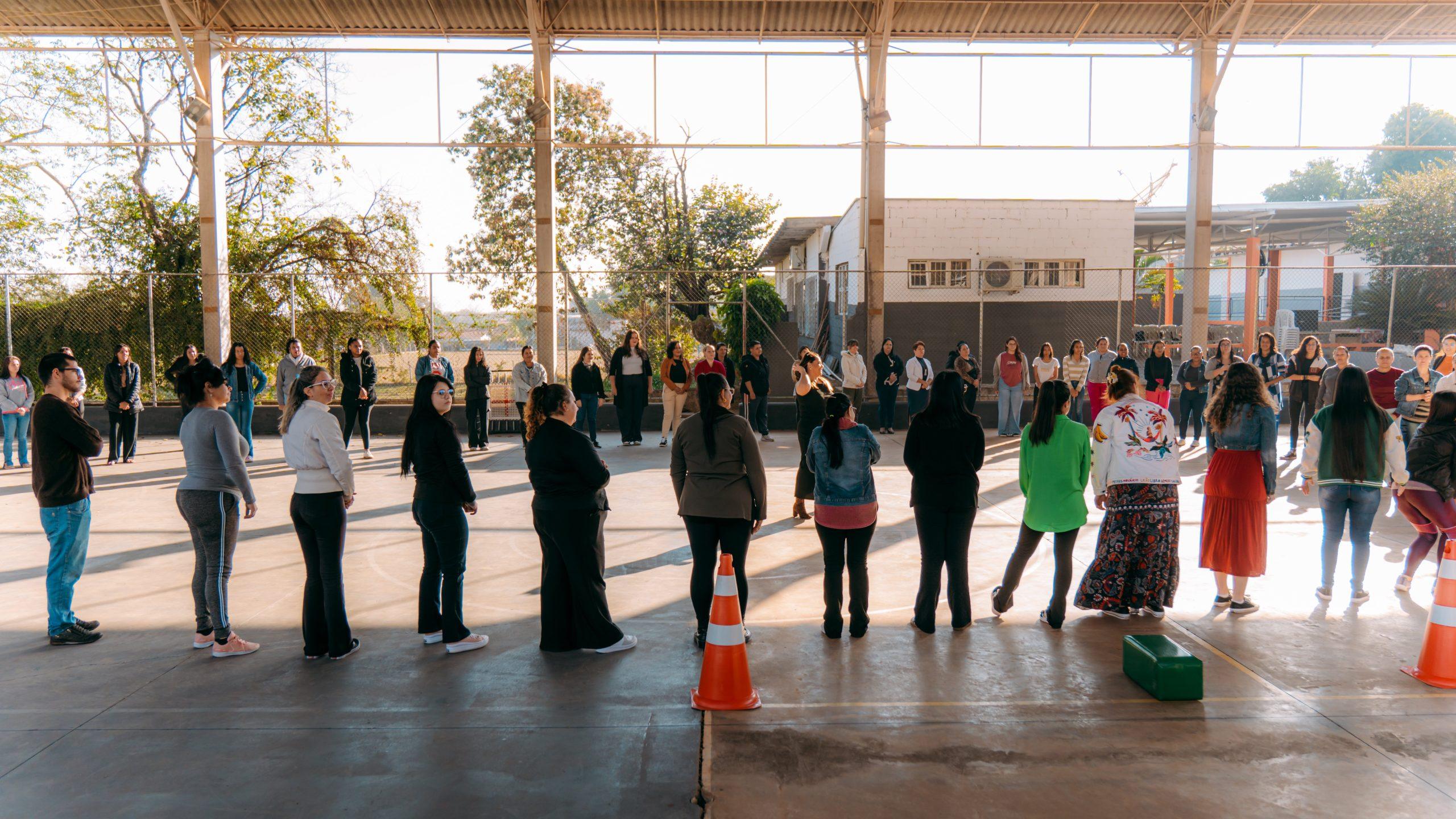 Educação Inclusiva: equipe multidisciplinar e de monitores participam de formação continuada