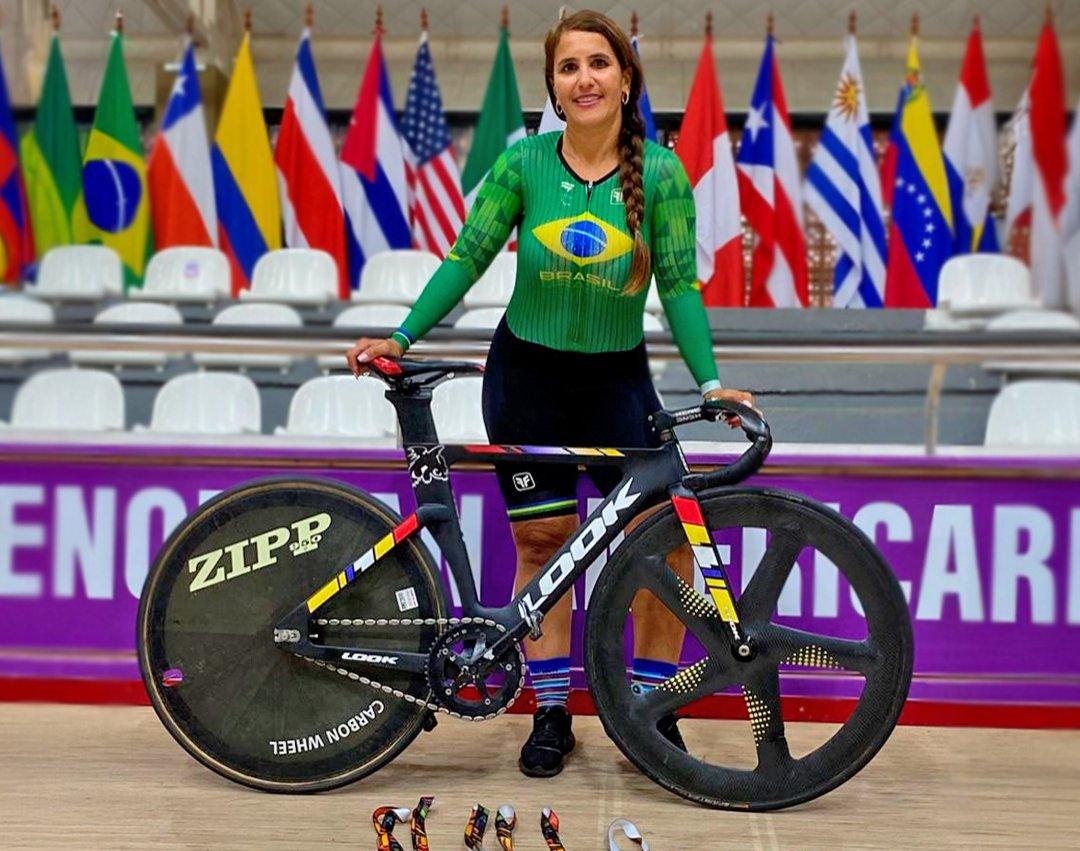 Ciclista de Mogi Guaçu conquista oito medalhas no Pan-americano de Assunção