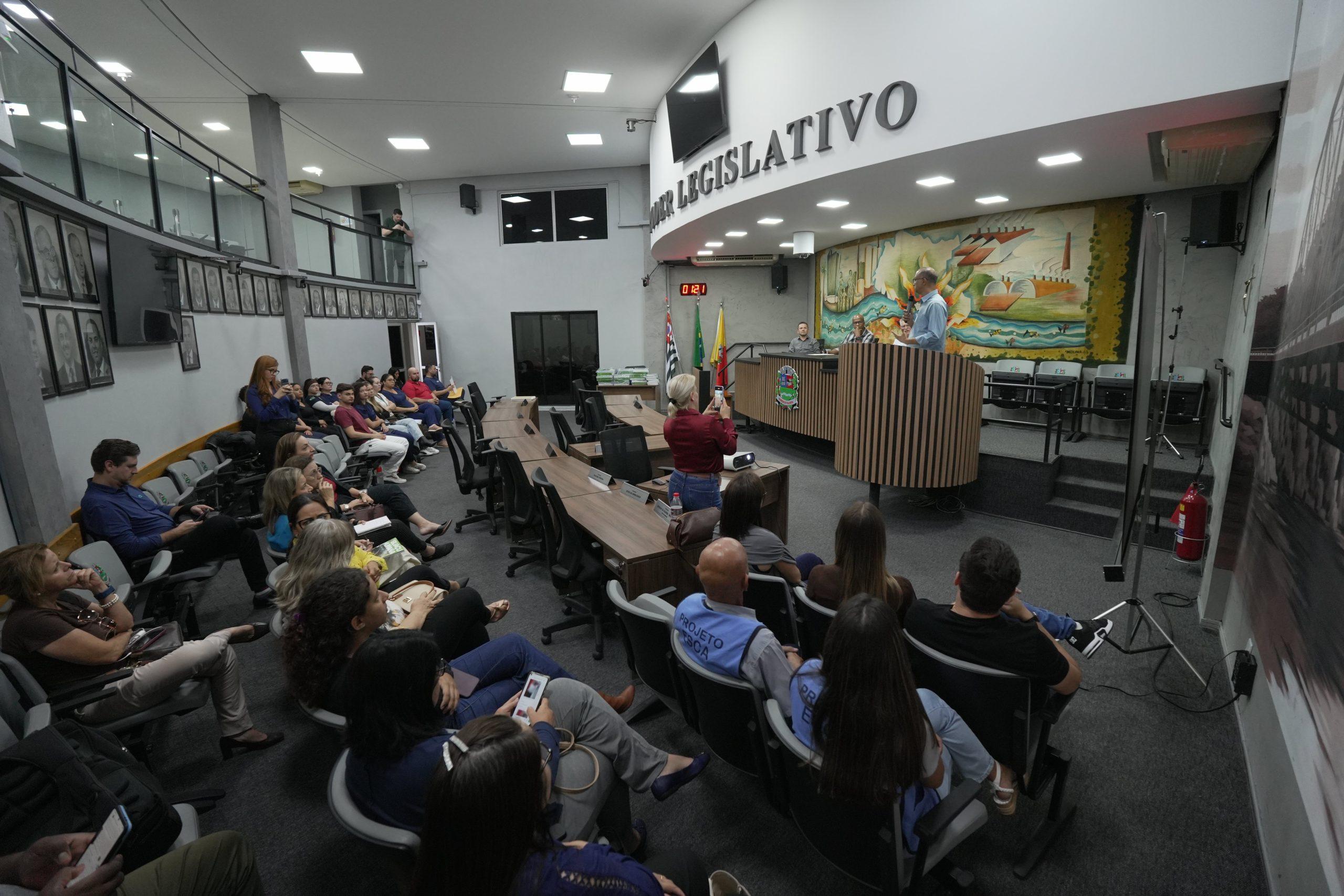 Fórum Municipal reúne propostas e reforça responsabilidade sobre população em situação de rua