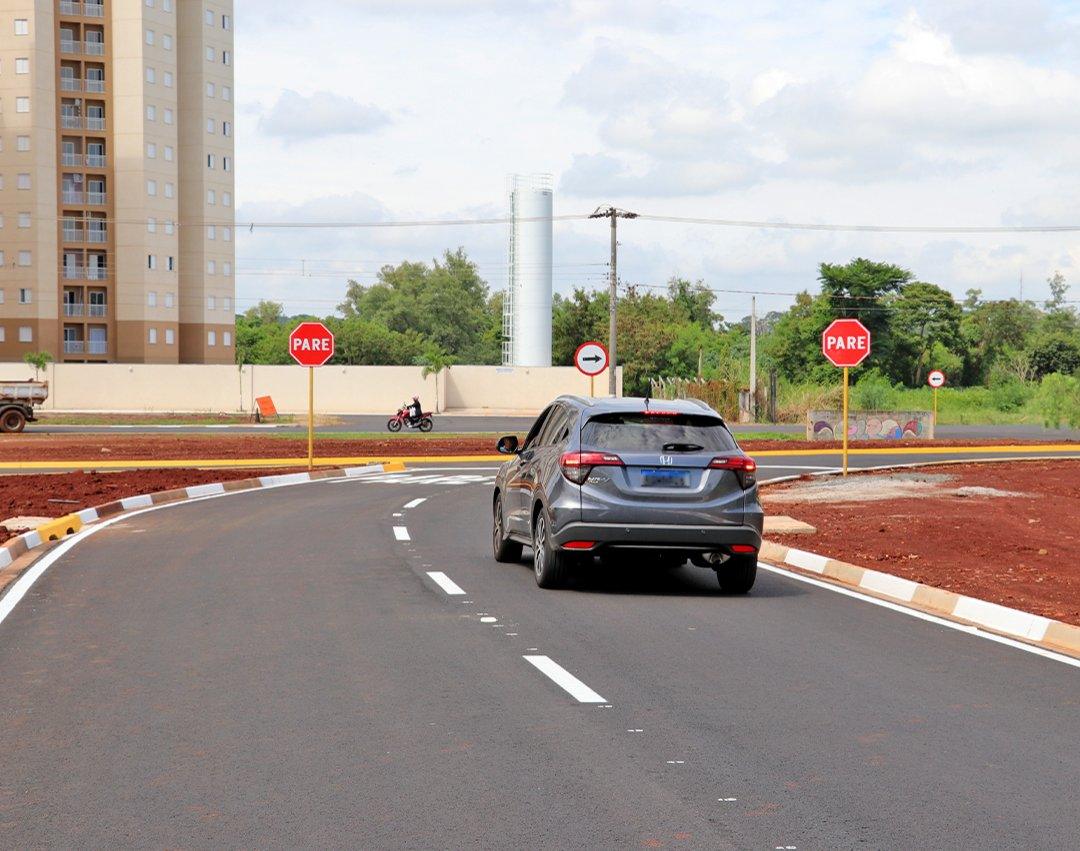 Avenida Brasil é liberada com novo acesso