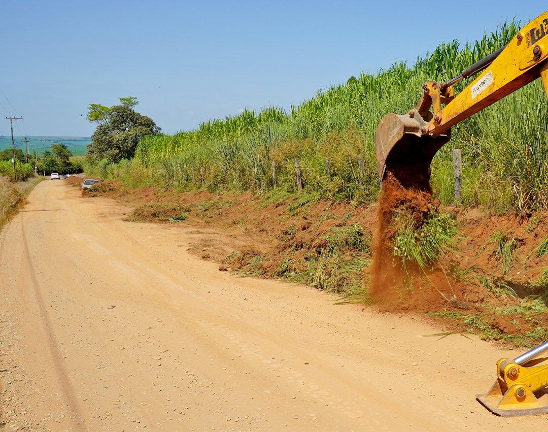 Melhorias na estrada rural da Roseira são iniciadas