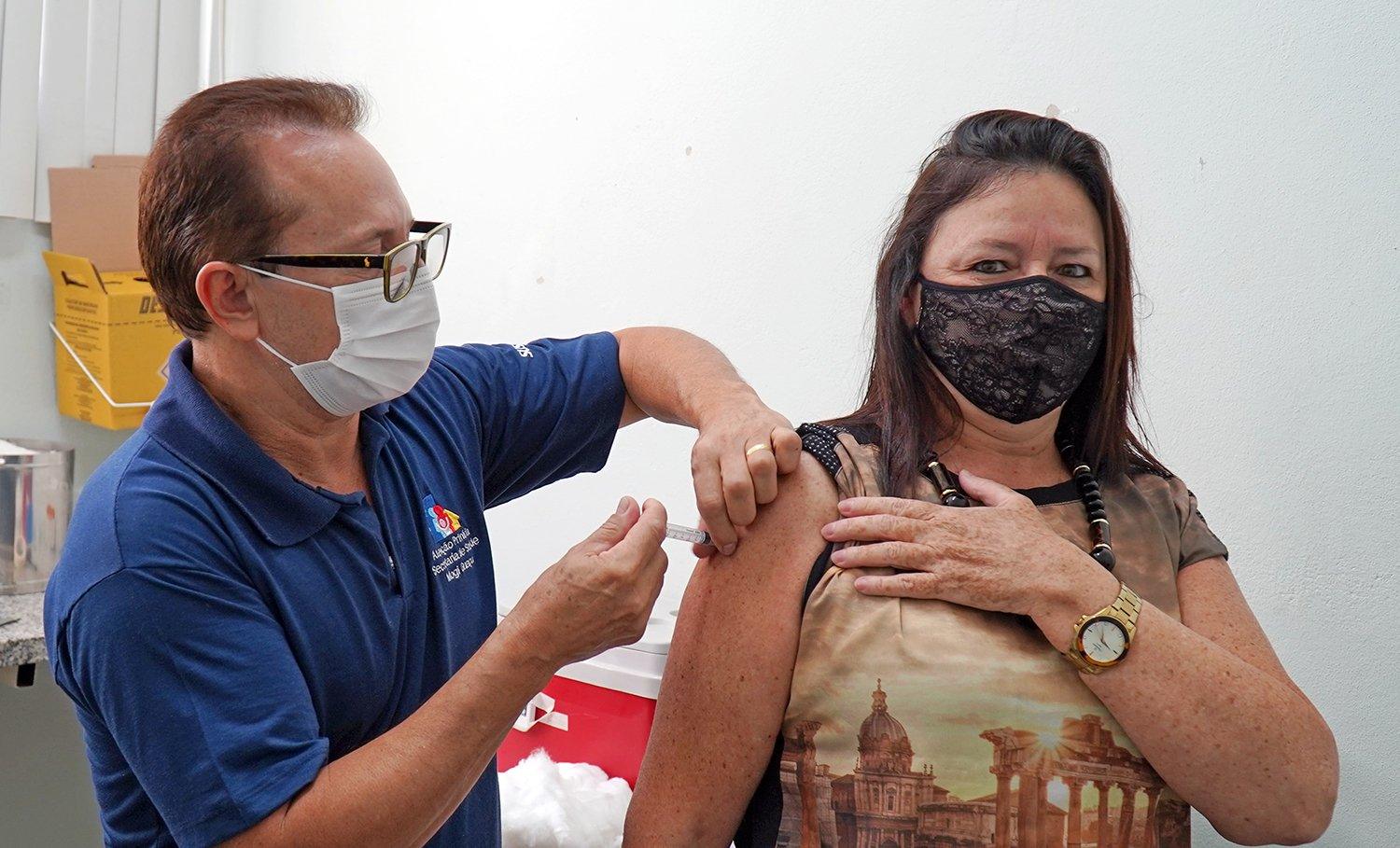 Saúde inicia nesta sexta agendamento de pessoas com 50 a 54 anos com comorbidades