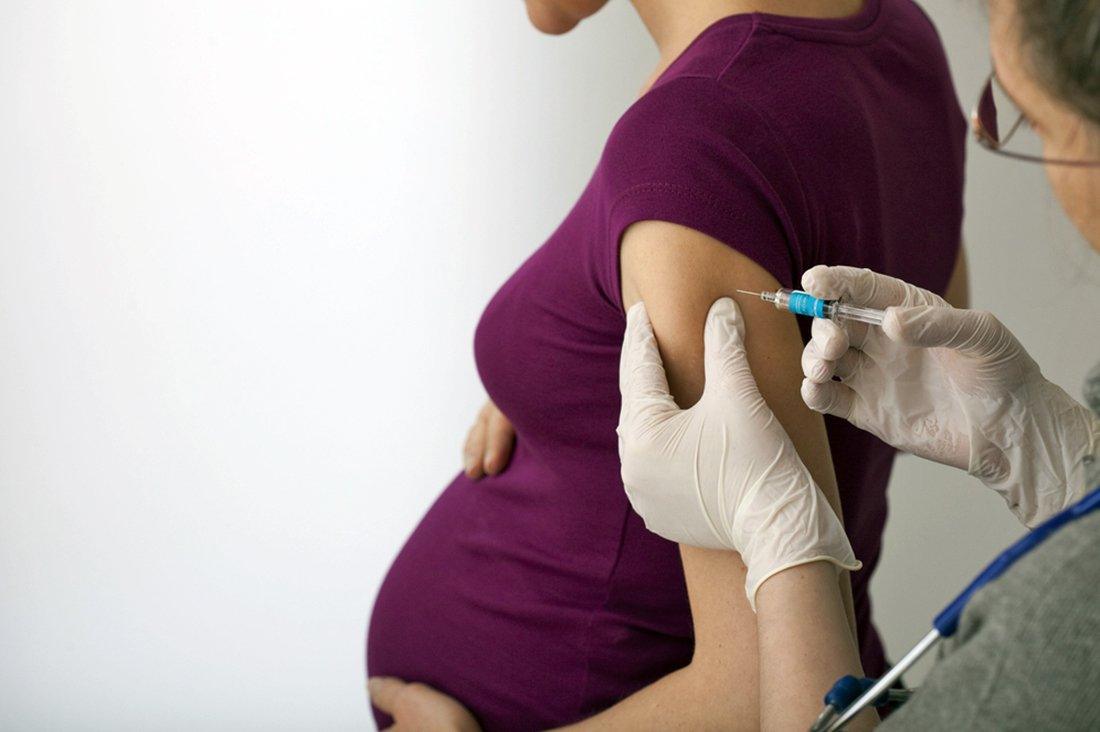 Agendamento de vacina para gestantes e puérperas com comorbidades começa amanhã