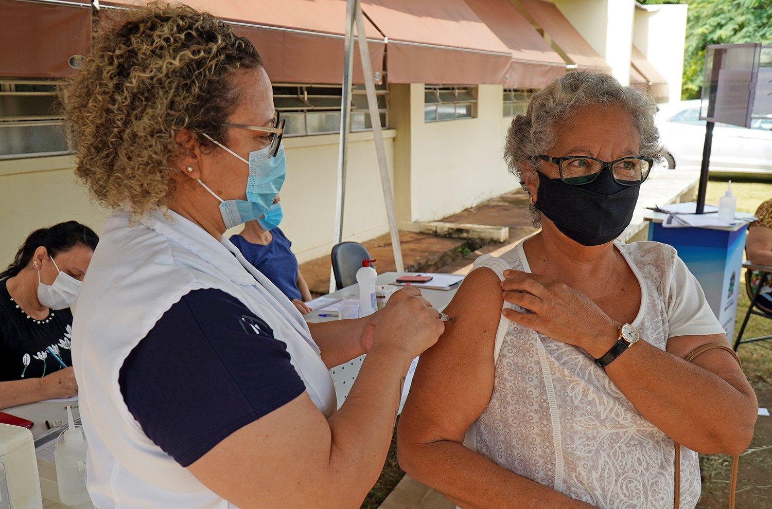 Mogi Guaçu abre novo agendamento para vacinação de idosos com mais de 60 anos