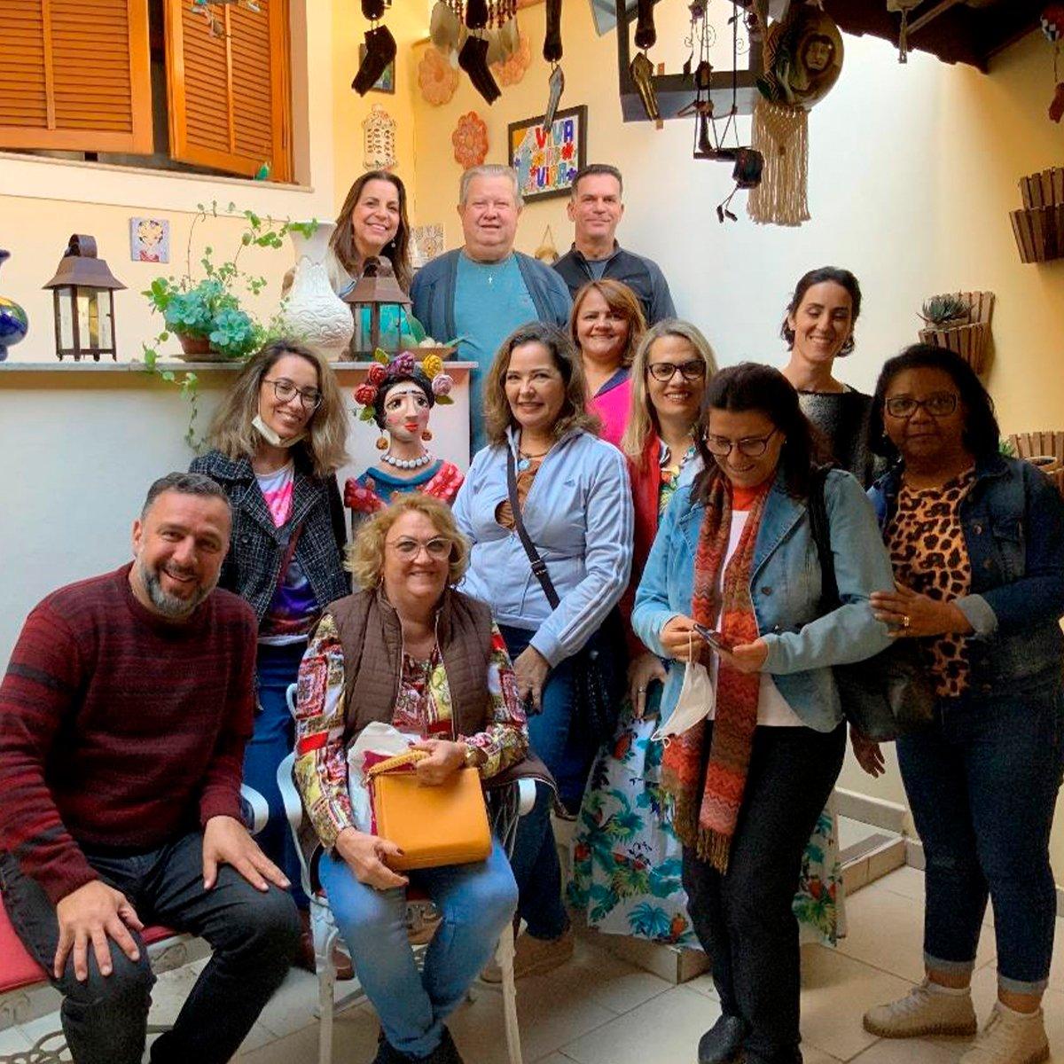 Professores de Arte da rede municipal participam de formação em Monte Alegre do Sul