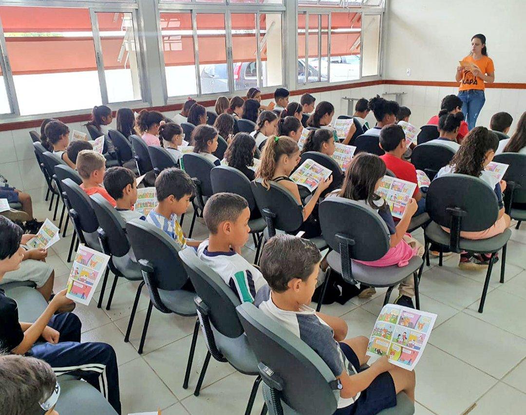 Alunos da rede municipal começam a receber informações sobre o direito dos animais