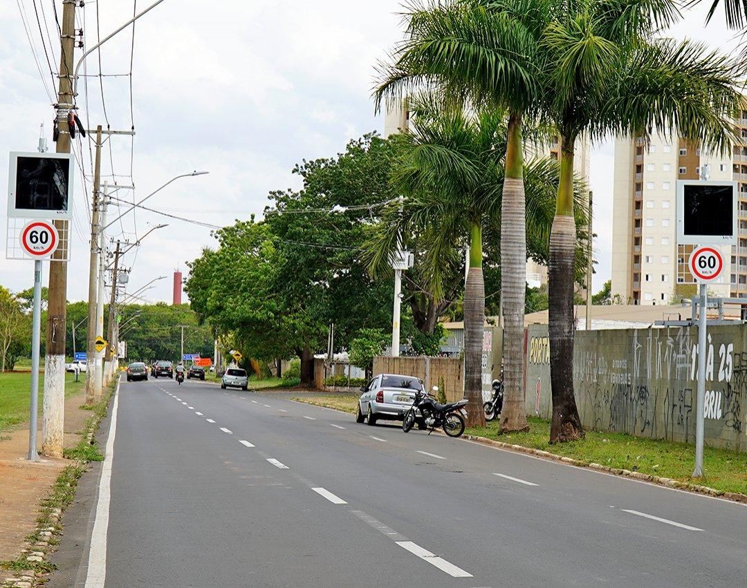 Lombada eletrônica começa a ser testada na Avenida Tancredo Neves nesta sexta-feira, 7 de outubro