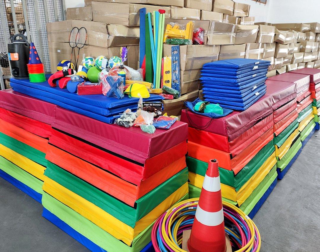 Educação passa a contar com novos materiais esportivos para escolas municipais