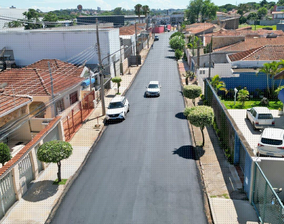 Prefeitura finaliza 14 km de recapeamento asfáltico de pacote com 32 ruas e avenidas da cidade