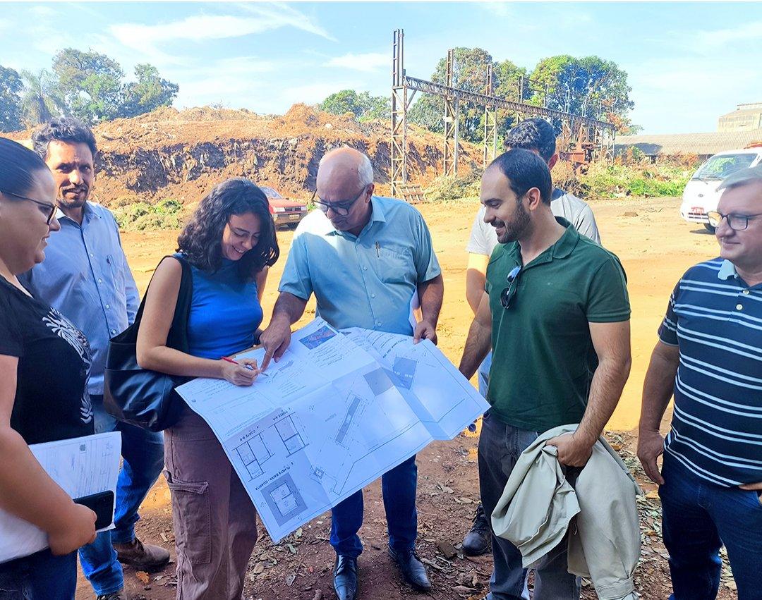 Nova área é preparada para ser local de transbordo de resíduos sólidos do município