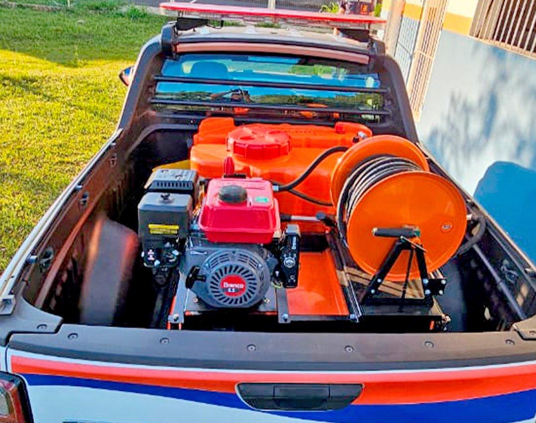 Defesa Civil Municipal recebe tanque de 400 litros para o combate a incêndios 