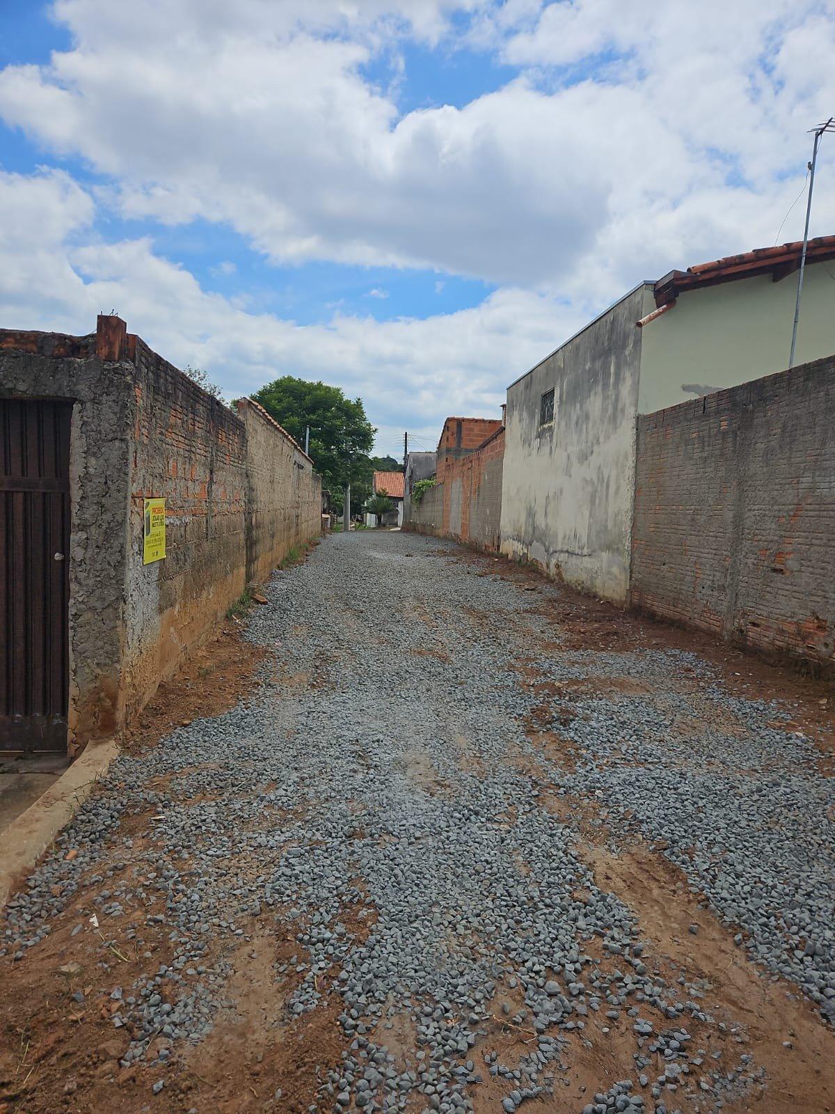 Limoeiro vai ganhar nova pavimentação de cimento em seis vielas do bairro