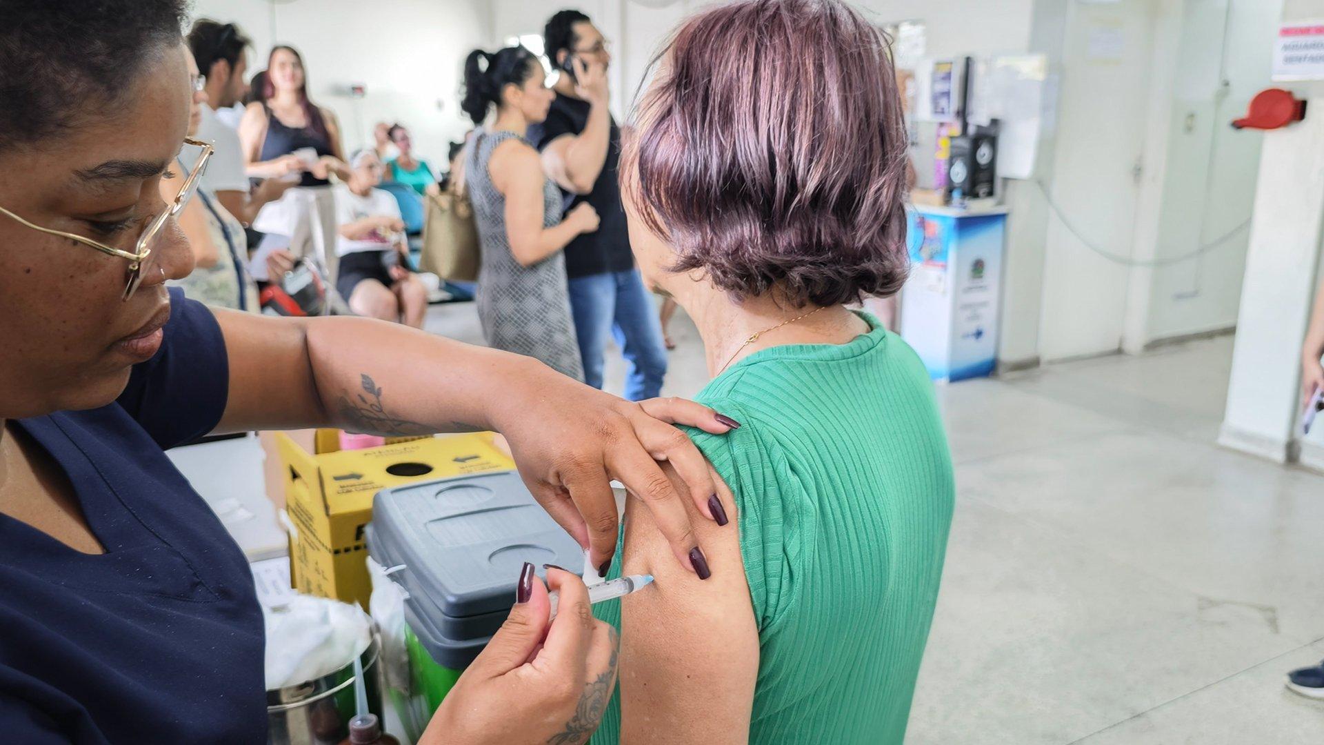 Baixa procura pela vacina contra a Influenza deixa população vulnerável