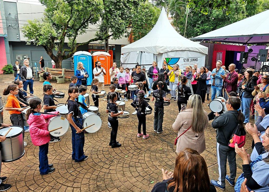 Ação na Praça do Recanto reforça luta contra o trabalho infantil