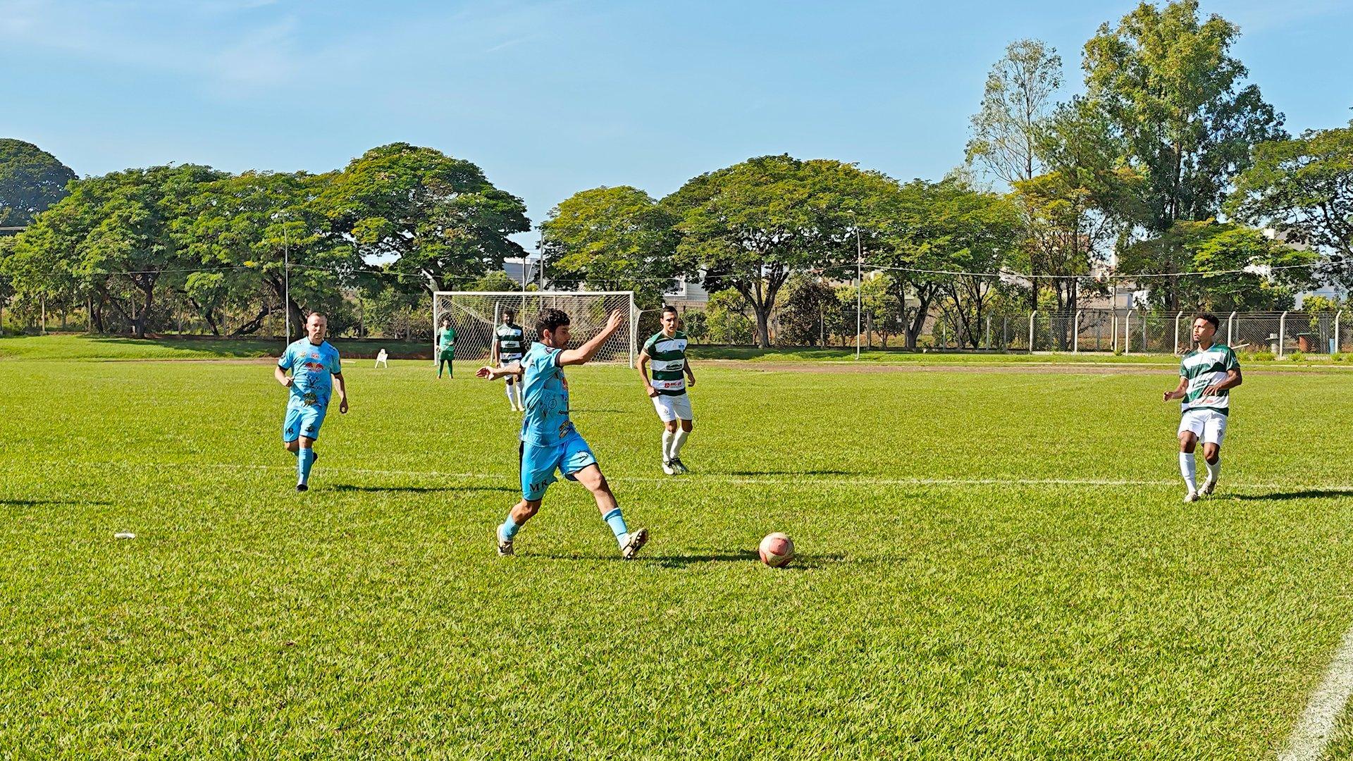 Vila Miranda e Itaqui duelam pela última vaga na final do Amadorzão de Mogi Guaçu