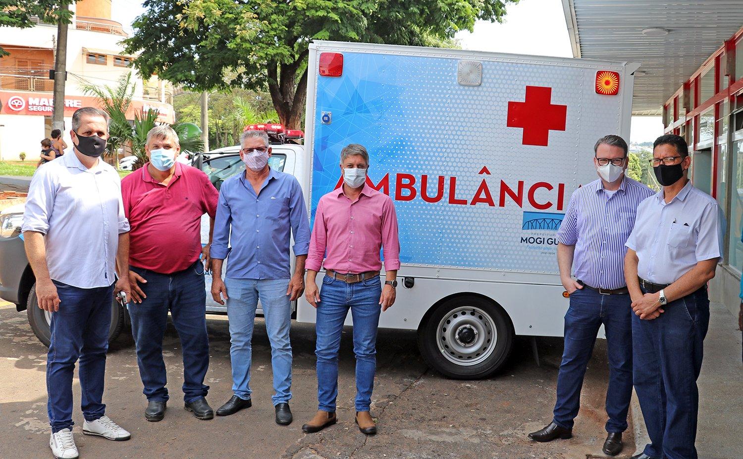 Prefeitura renova ambulâncias para atendimento em Martinho Prado e Chácaras Alvorada