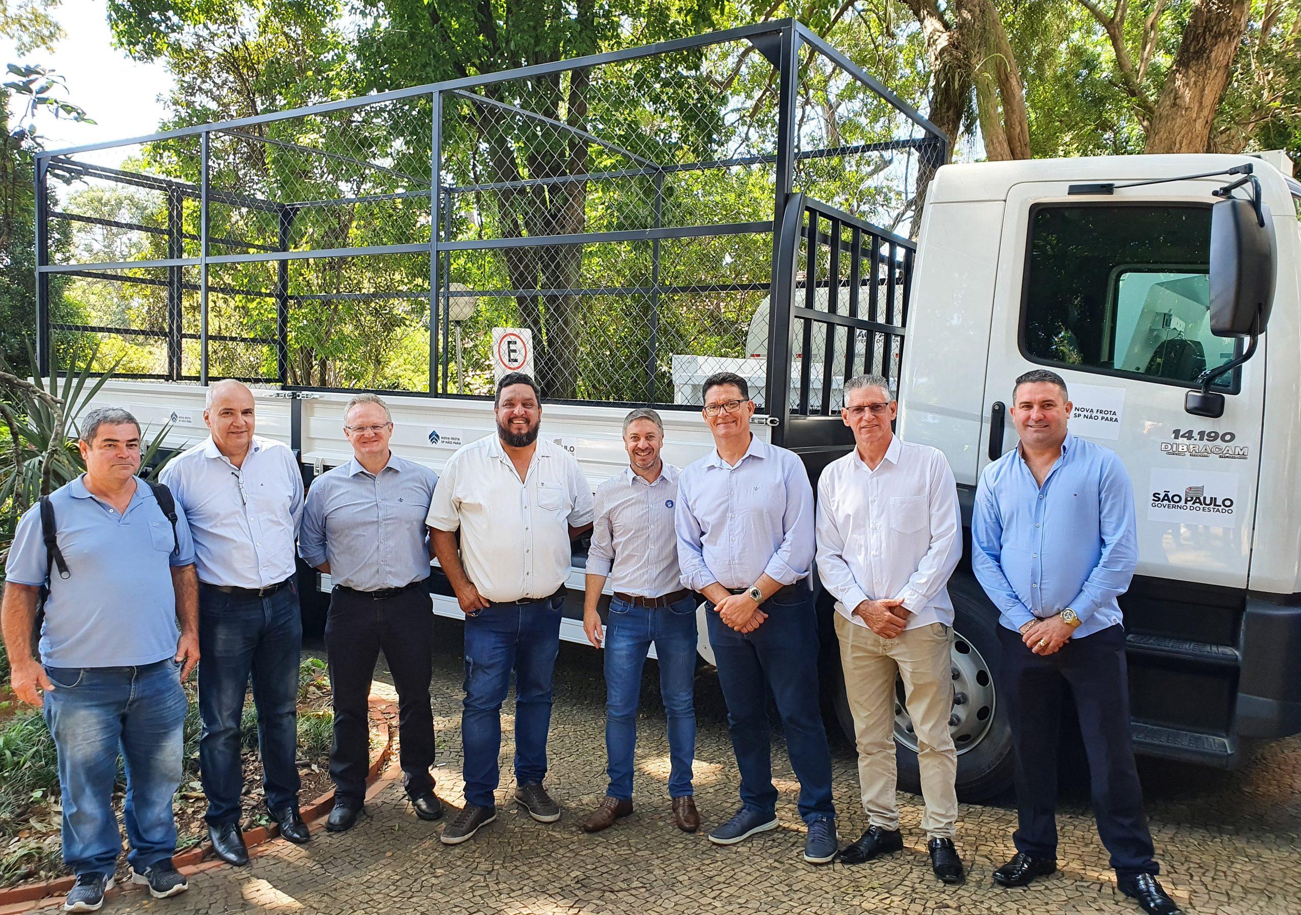 Mogi Guaçu conquista nova ambulância, caminhões e maquinário em convênio com o Estado