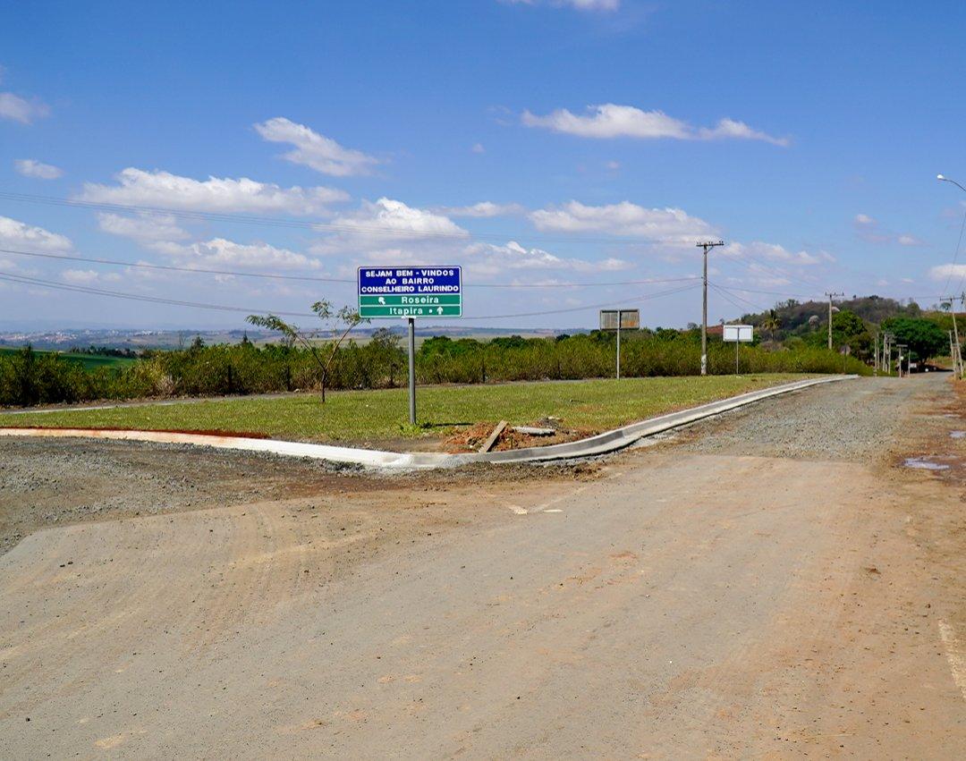 Obras de recuperação do asfalto são iniciadas na região da Roseira